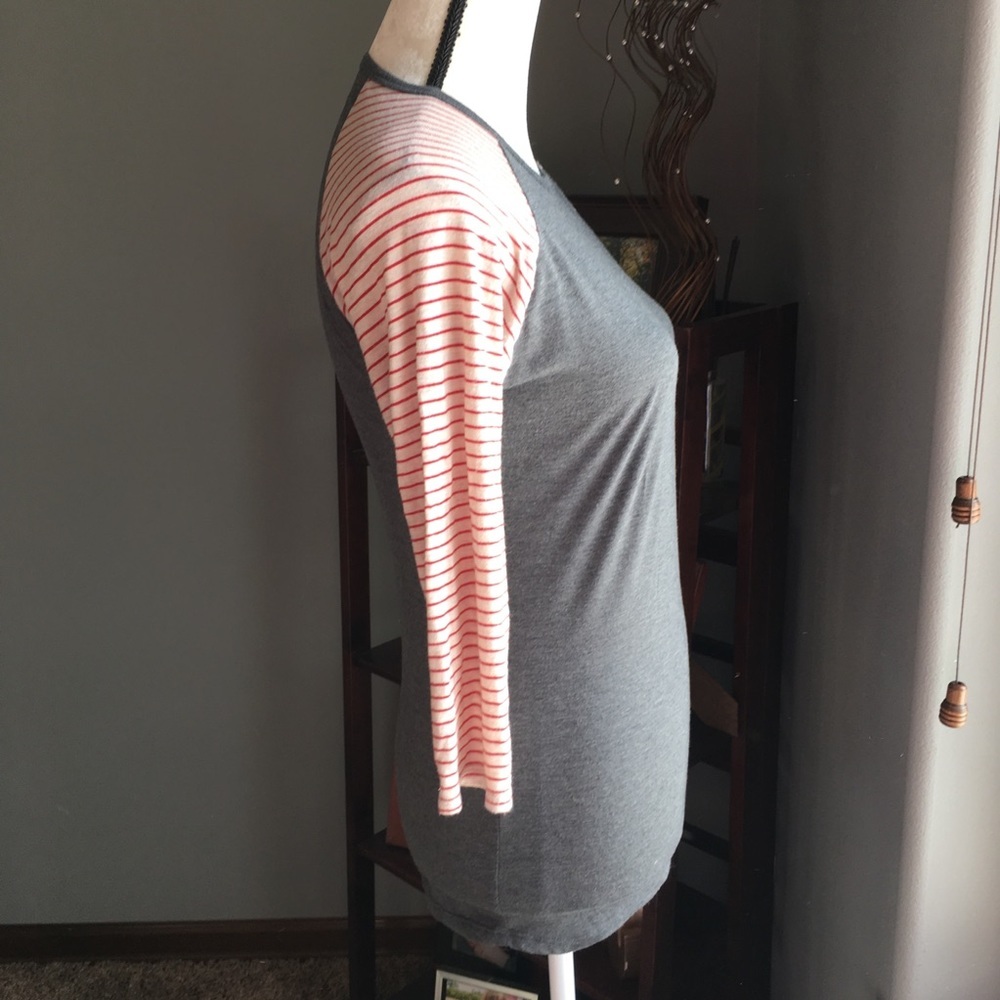 Lularoe Randy Shirt - Picture 3 of 7